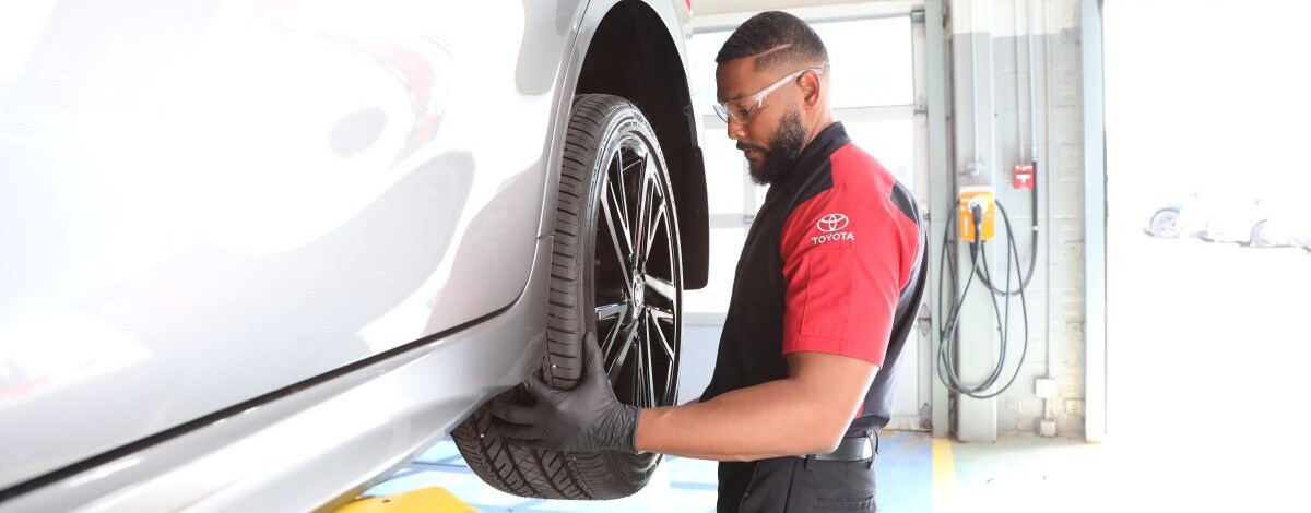 Tire Change Service in Kitchener, ON